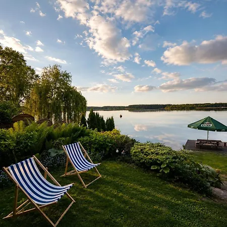 Dom Nad Jeziorem 9 Na 2 Mazury Kownatki